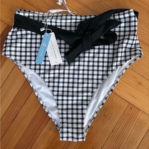 3/$20 NWT Cupshe Belted Black and White Check High Waisted Bikini Bottom Black
